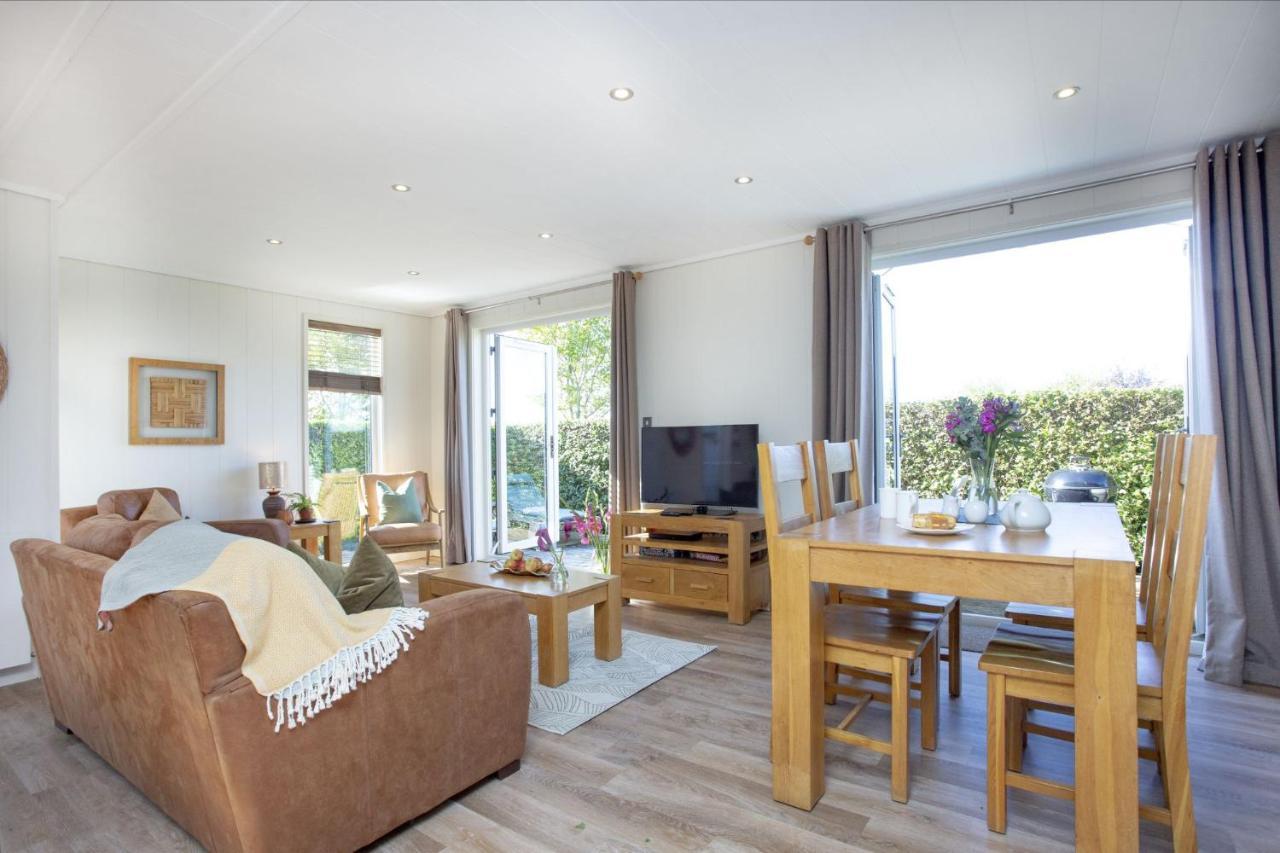 Whileaway Lodge, Strawberryfield Park Чедър Екстериор снимка